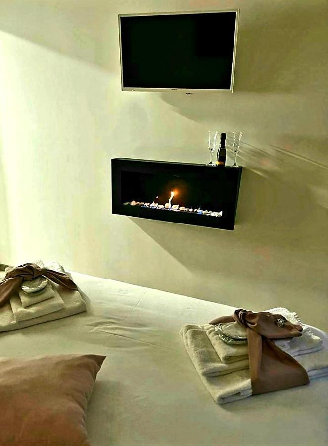 La Dimora Nel Borgo Apartment Vitorchiano Luaran gambar